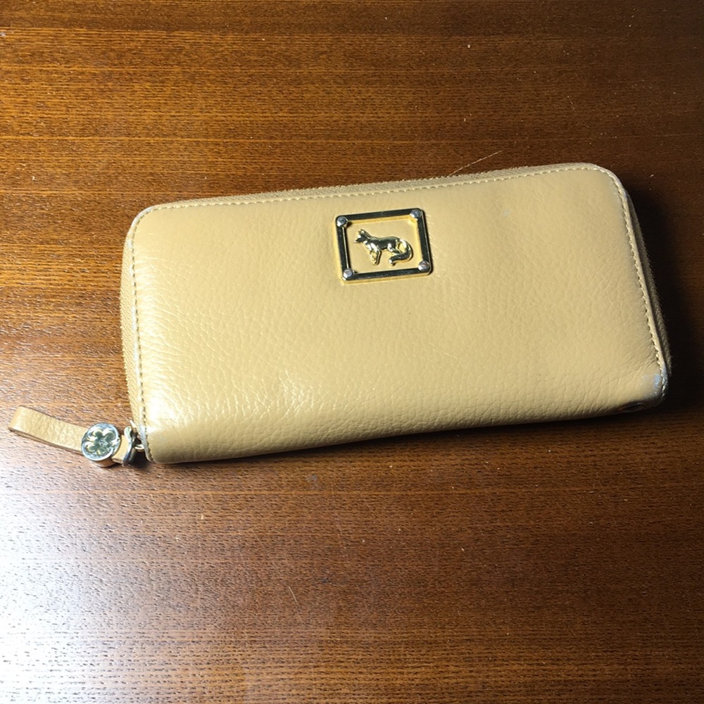 Emma Fox Wallet